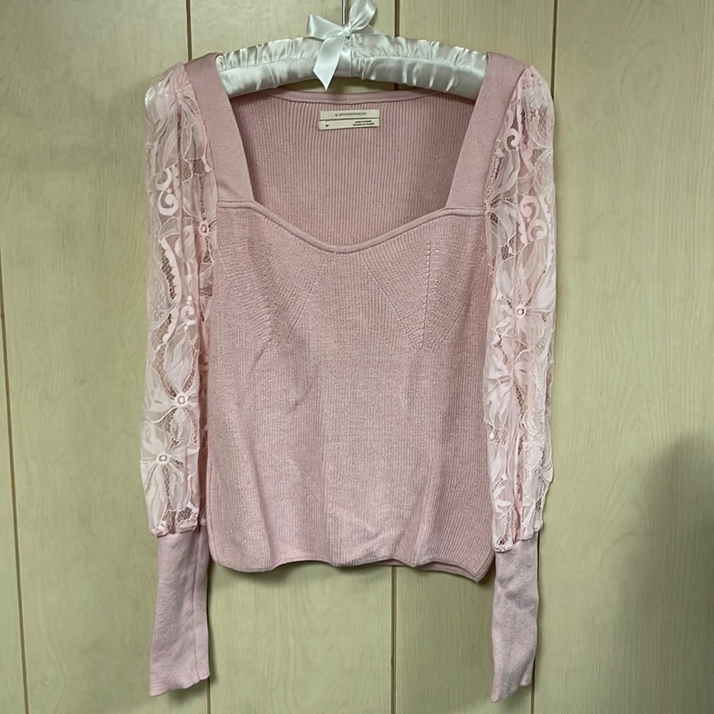 Women’s Pink Lace Sleeve Anthropologie Sweater